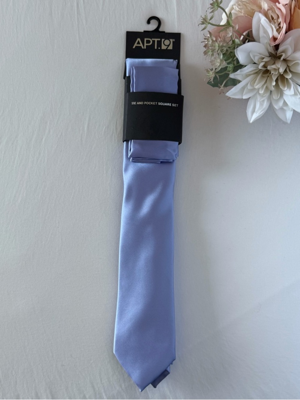 Apt. 9 Men’s Light Blue Satin Tie with Pocket Square